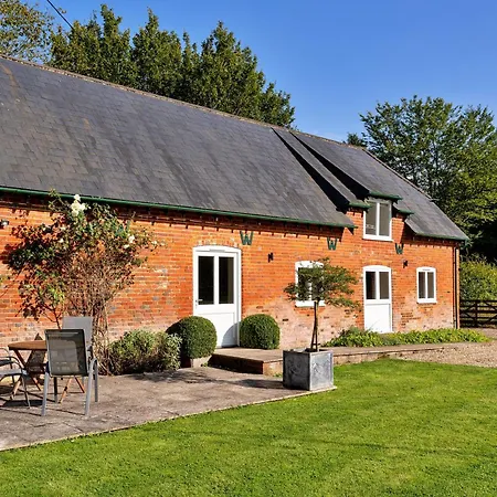 Вилла Finest Retreats - The Old Granary Barton Stacey Экстерьер фото