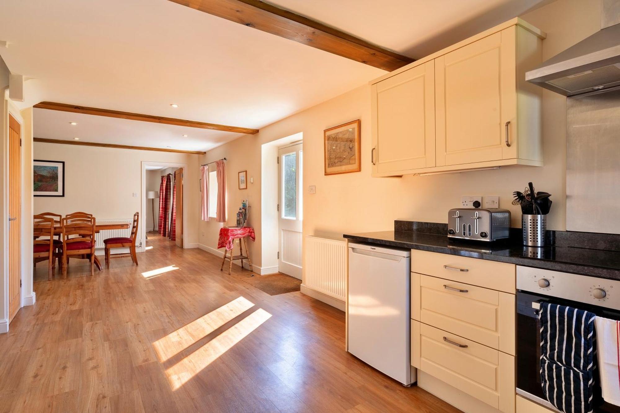 Finest Retreats - The Old Granary Barton Stacey